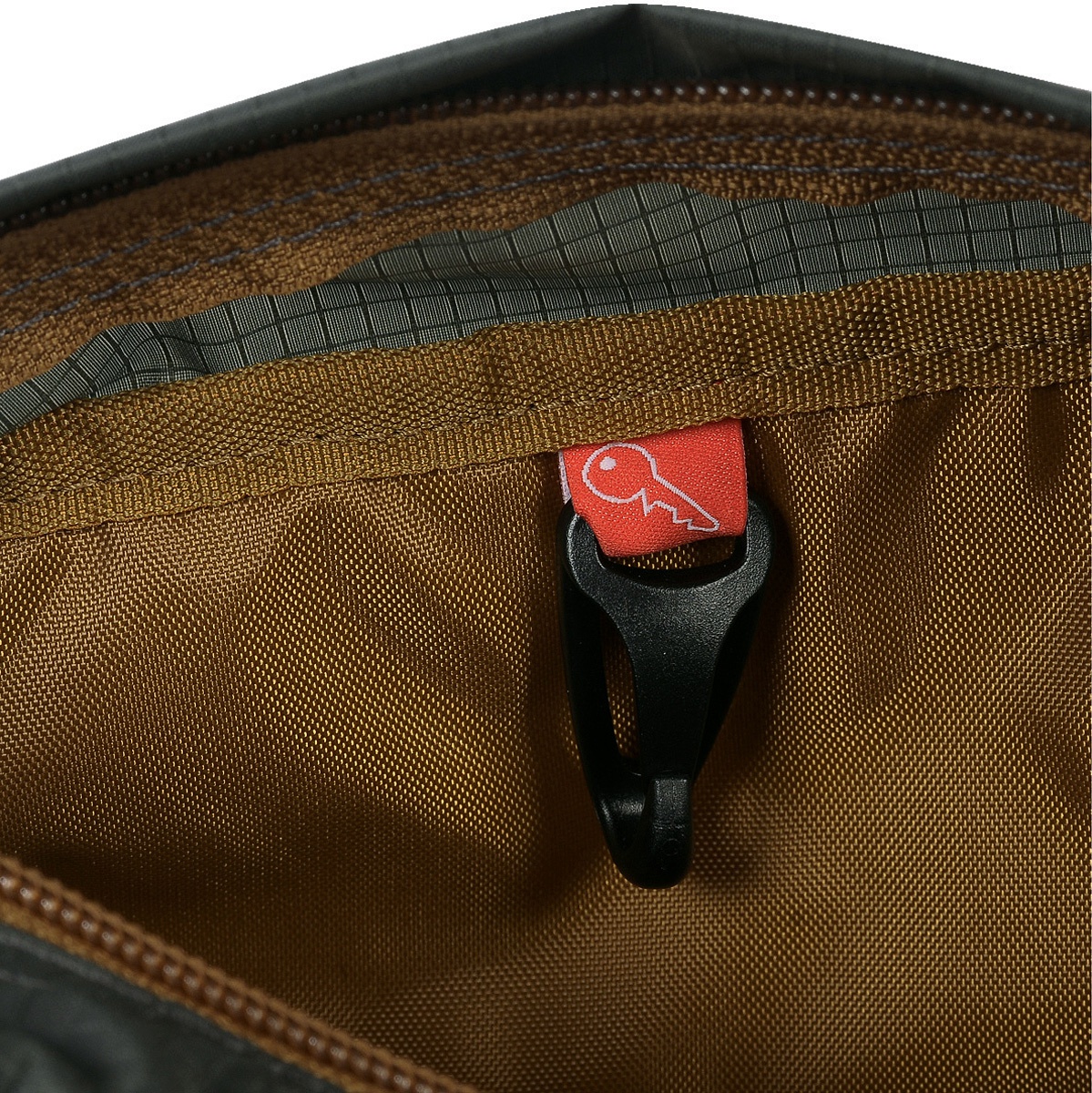 Tatonka Brand Hip Bag M Titan Grey Travel Accessory